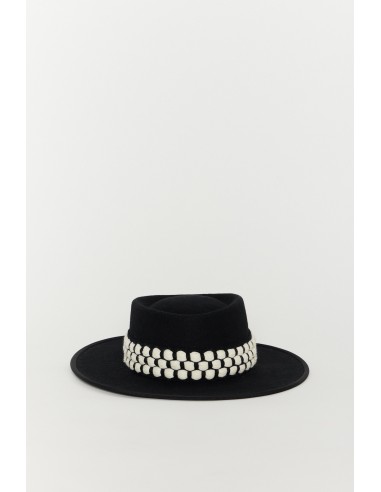 Black Felt Wide-Brim Hat with White Band sur le site 